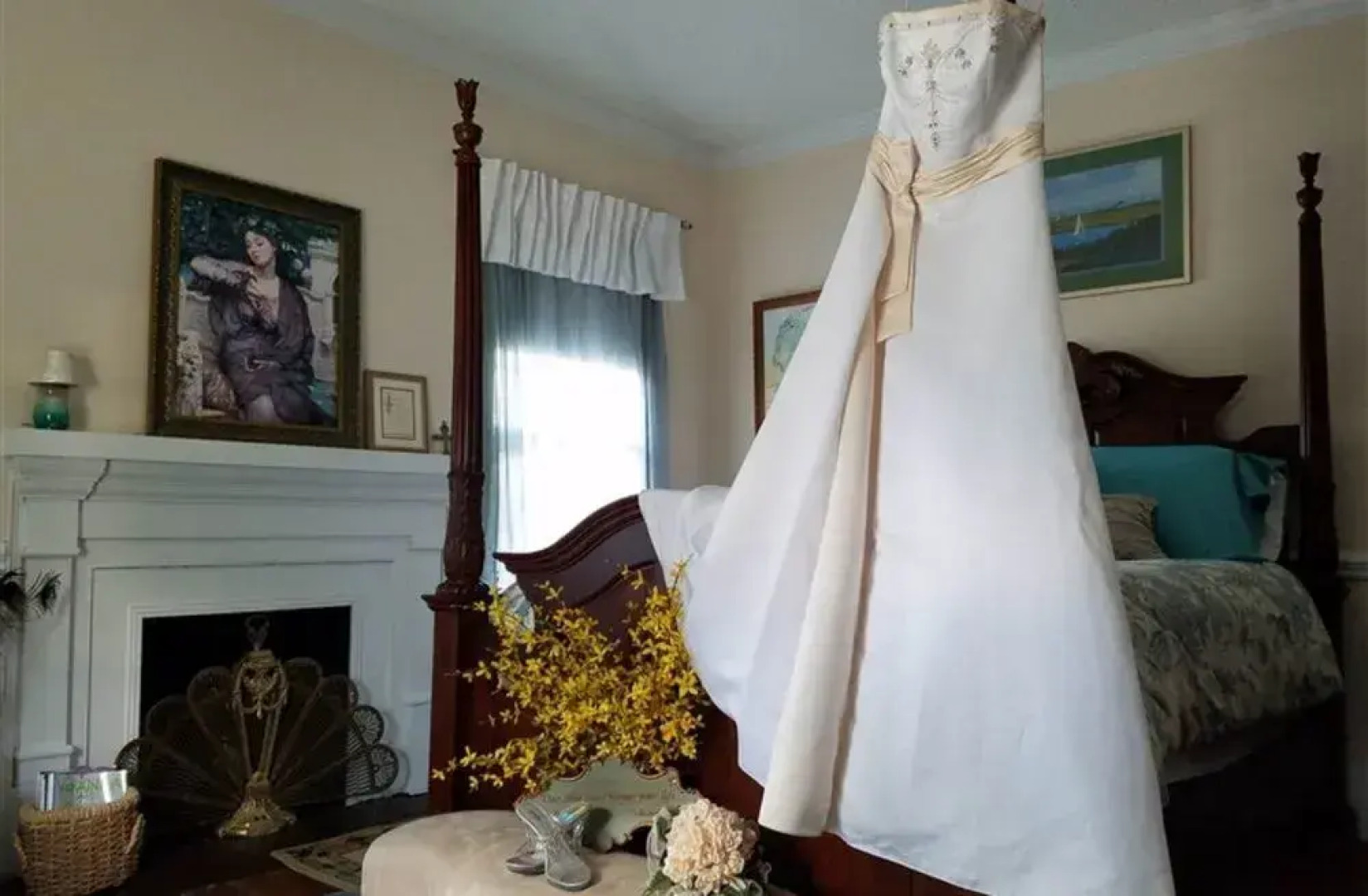 Silly Chickens Lodge B&B