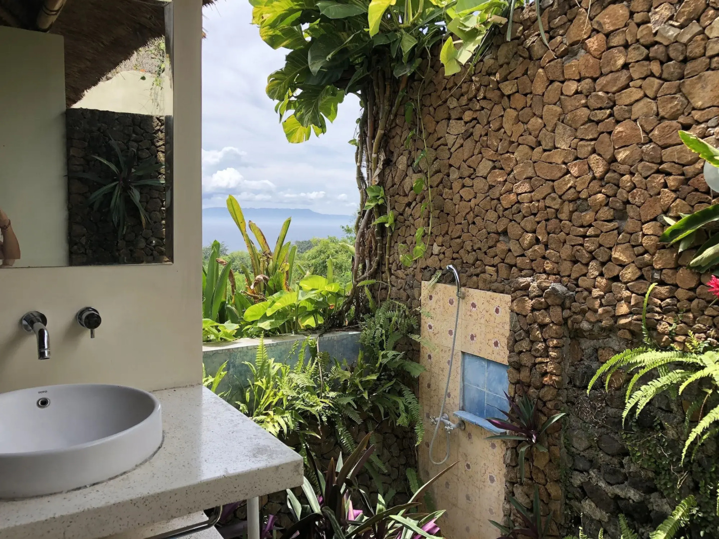 Bloo Lagoon Eco Village