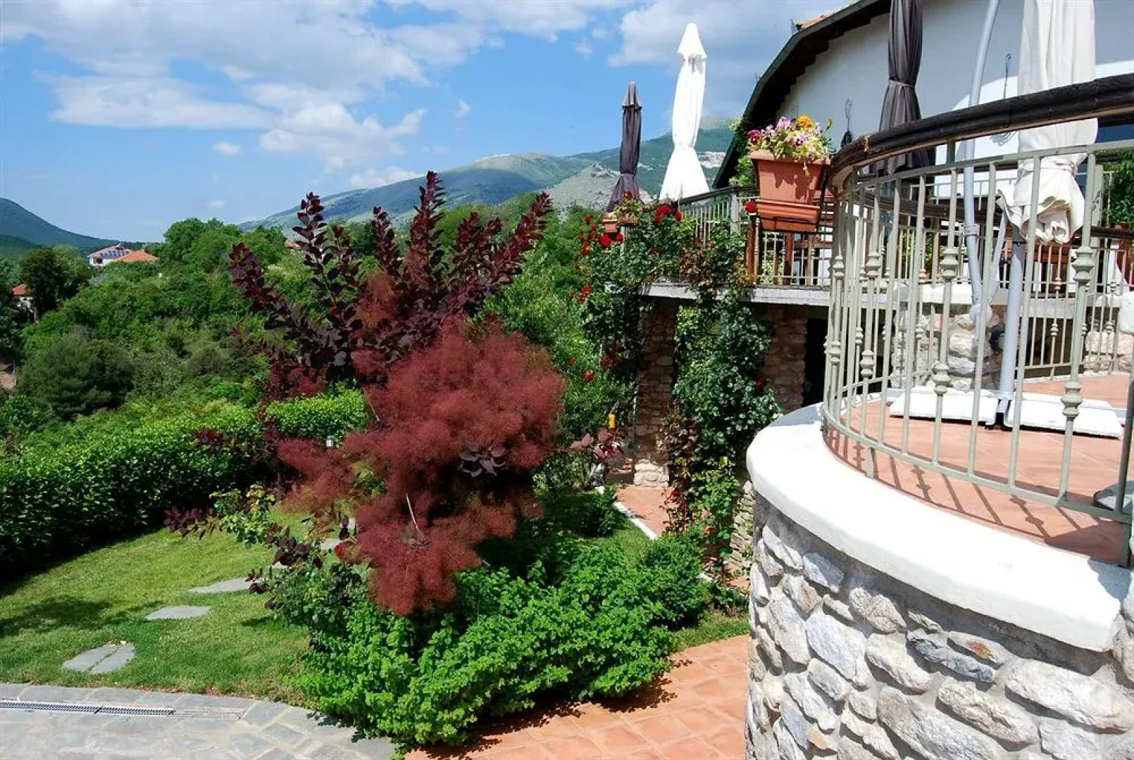 Jennifer Home Hotel - Guest House