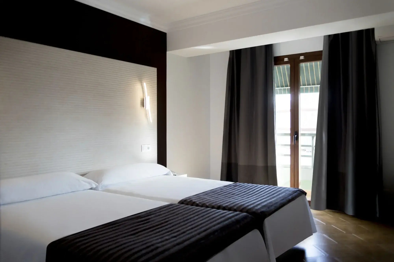 Hostal Alhambra