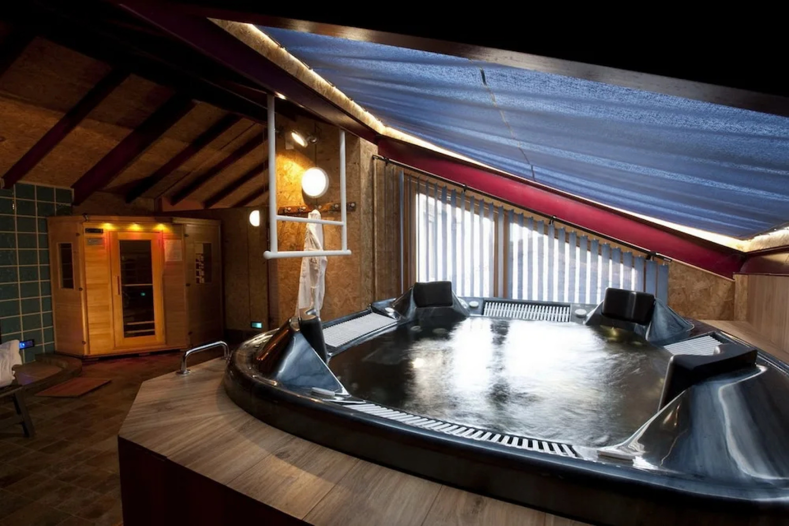 Posada Real La Vieja Chimenea-Spa