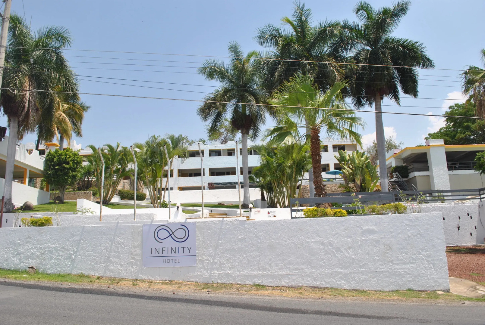 Hotel Infinity