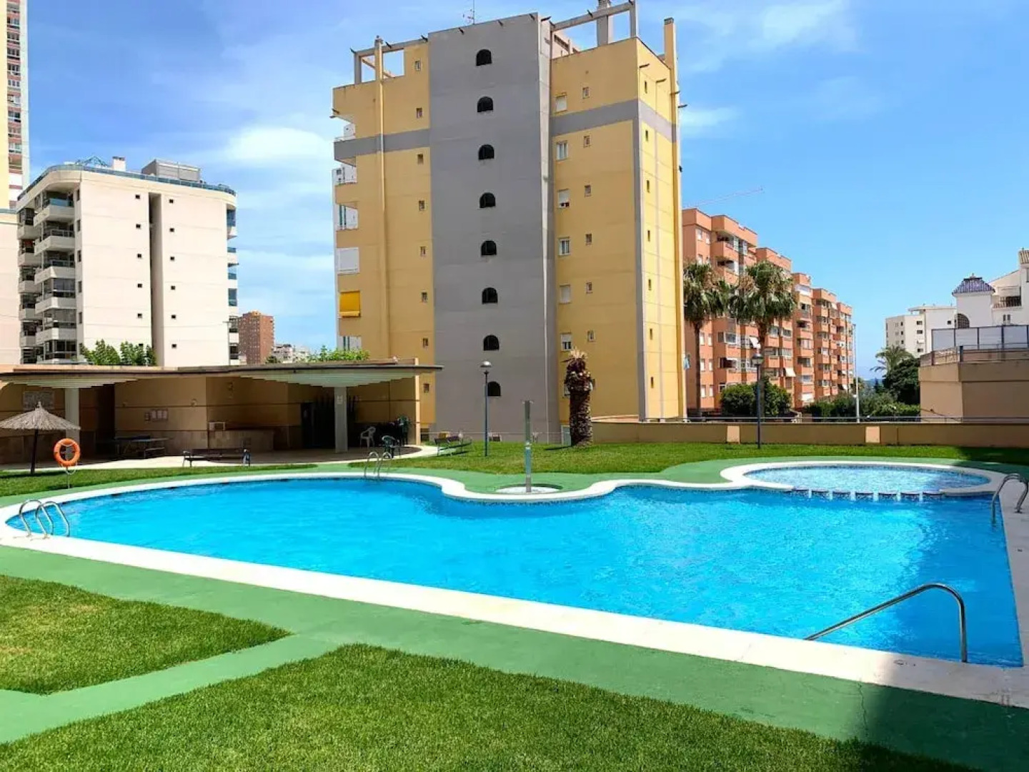 Apartment With one Bedroom in Benidorm, With Wonderful sea View, Shared Pool, Balcony