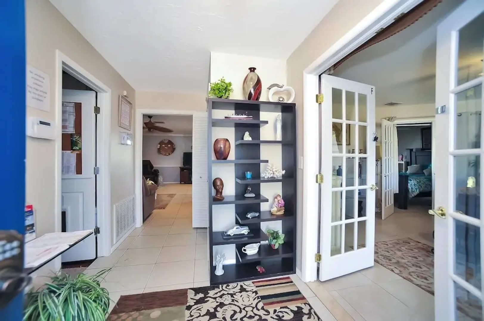 Apollo Beach W/ Pool, Room To Entertain, Pet Friendly! 6 Bedroom Home