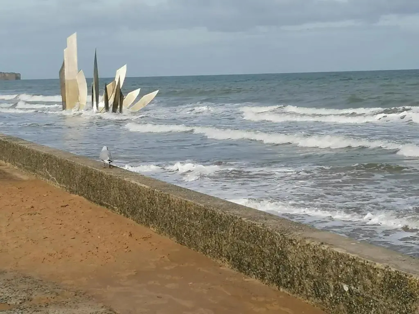 Campagne proche Bayeux et plages du débarquement.