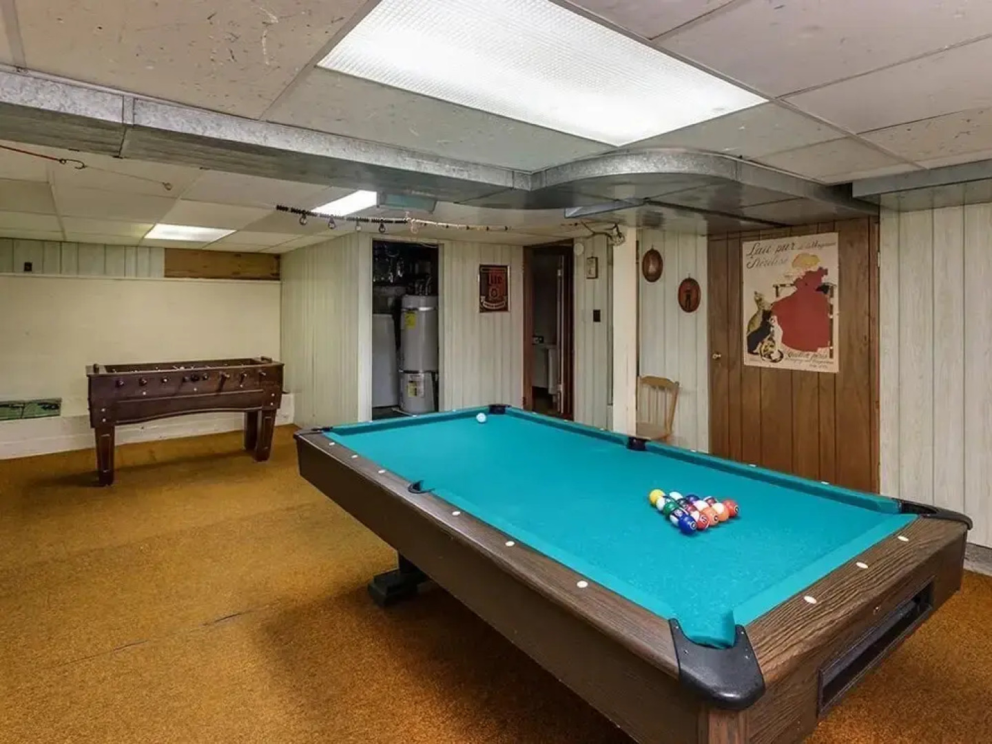 Steve's Getaway 4 Br home by RedAwning