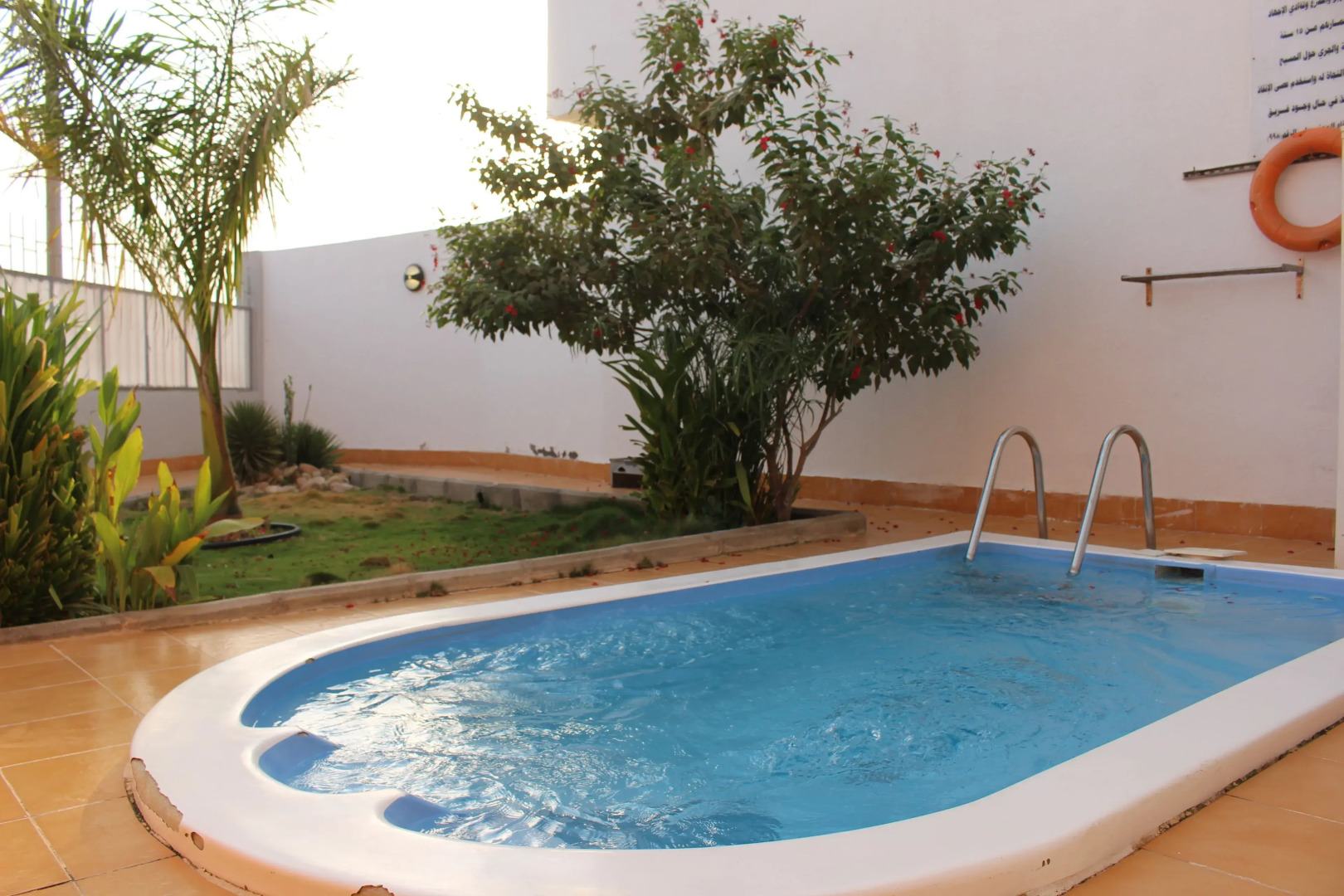 Al Jar Resort - Families Only