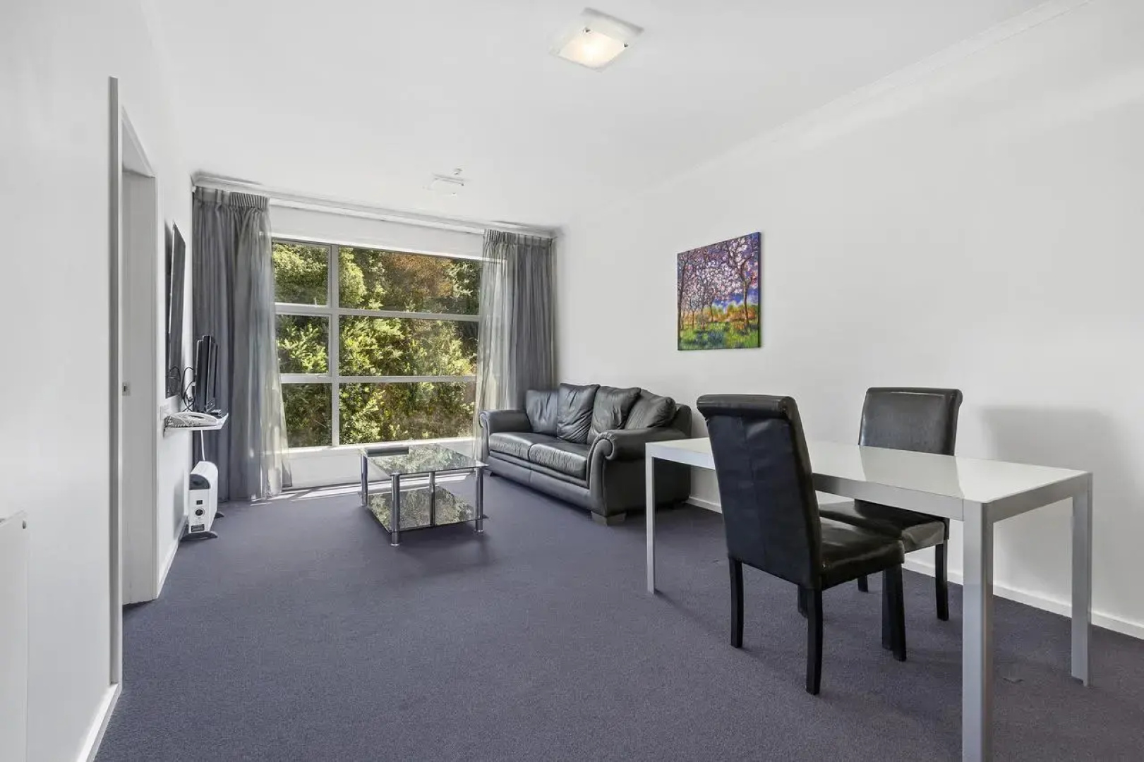 Amethyst Court Motorlodge