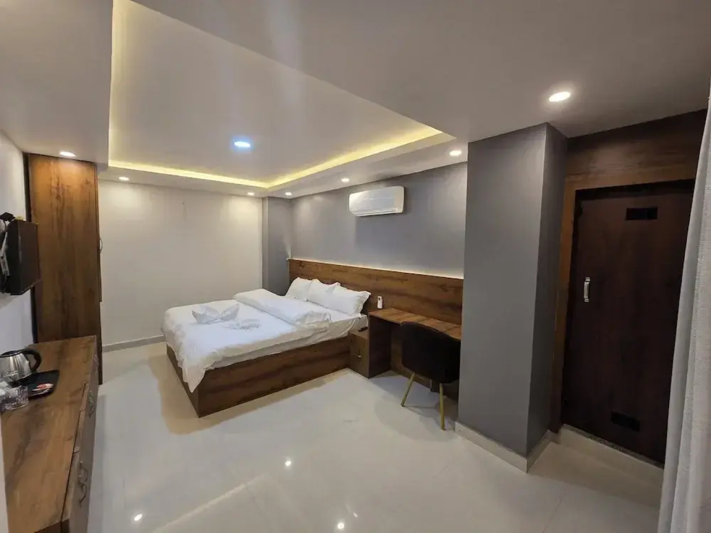 Hotel Kavaana Bardibas