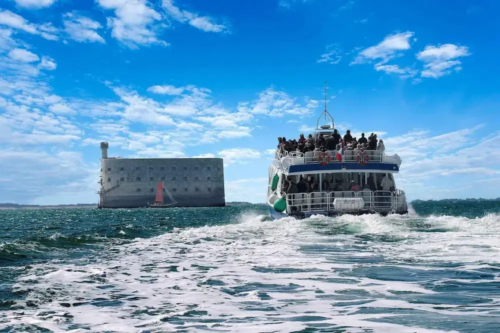 House with 3 Bedrooms in la Tremblade, with Private Pool, Enclosed Garden And Wifi - 2 Km From the Beach