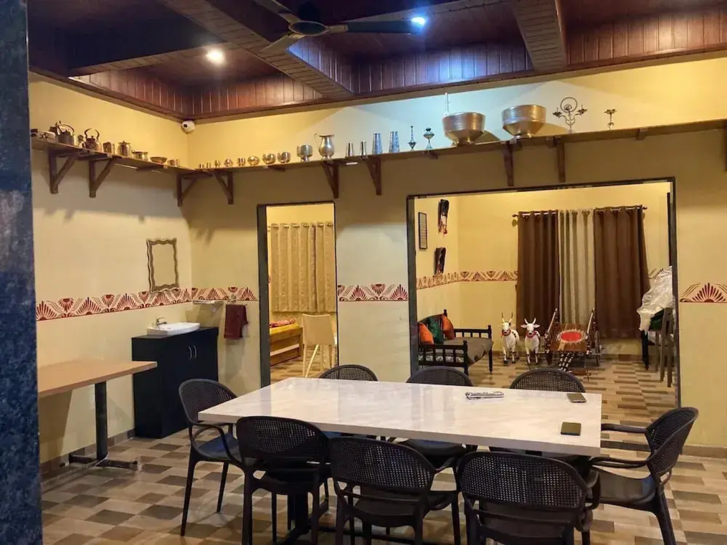 Aabancha Wada By Joy Suites