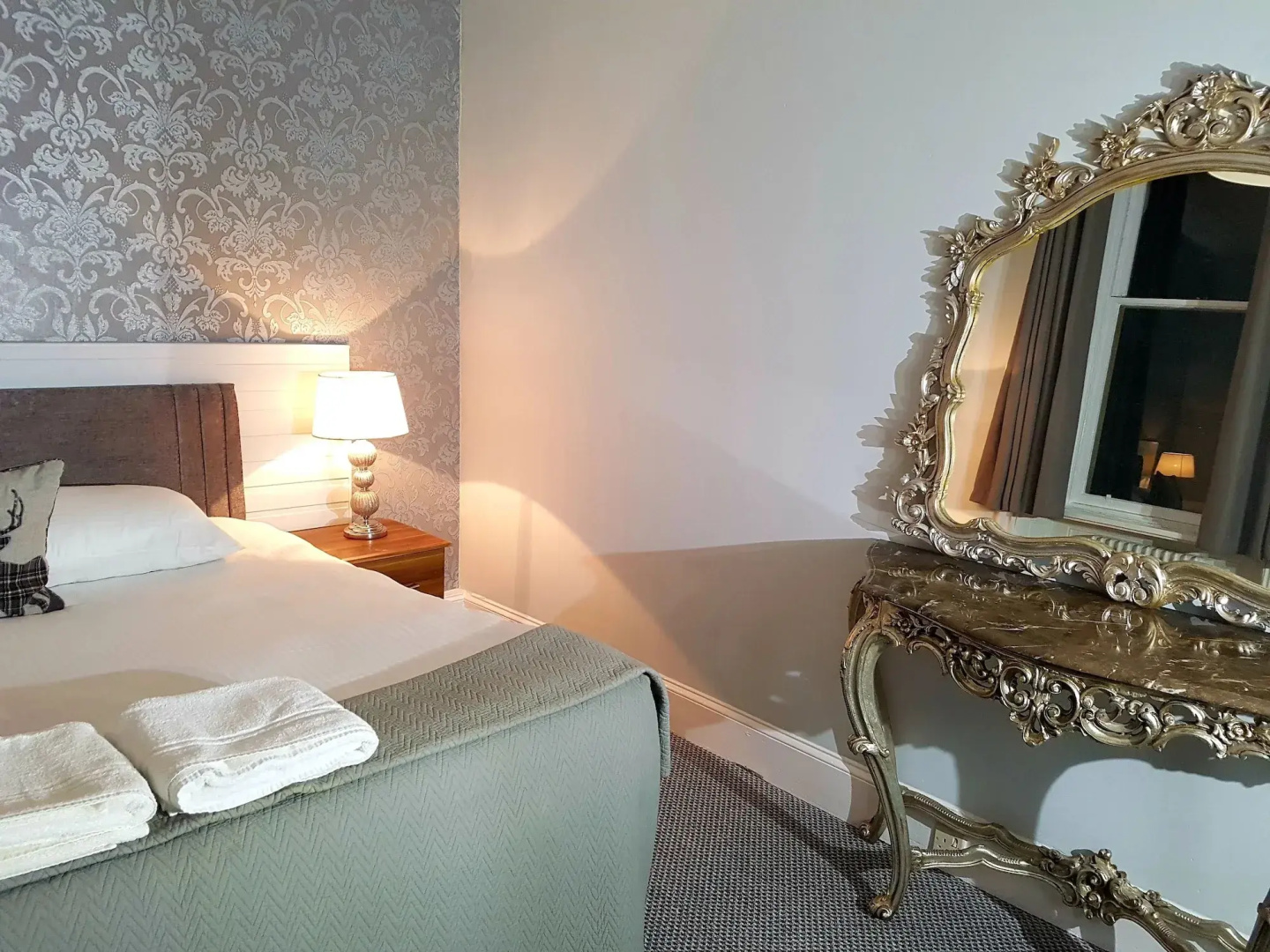 McInnes House rooms with breakfast