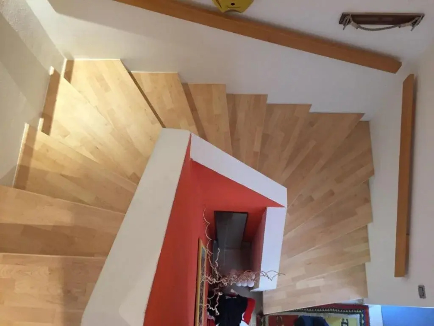 Haus mit Badeteich und Blick zum See