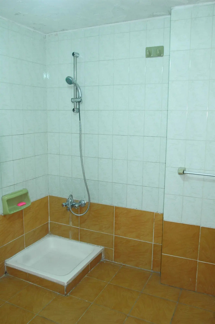 Traveler's House Hotel