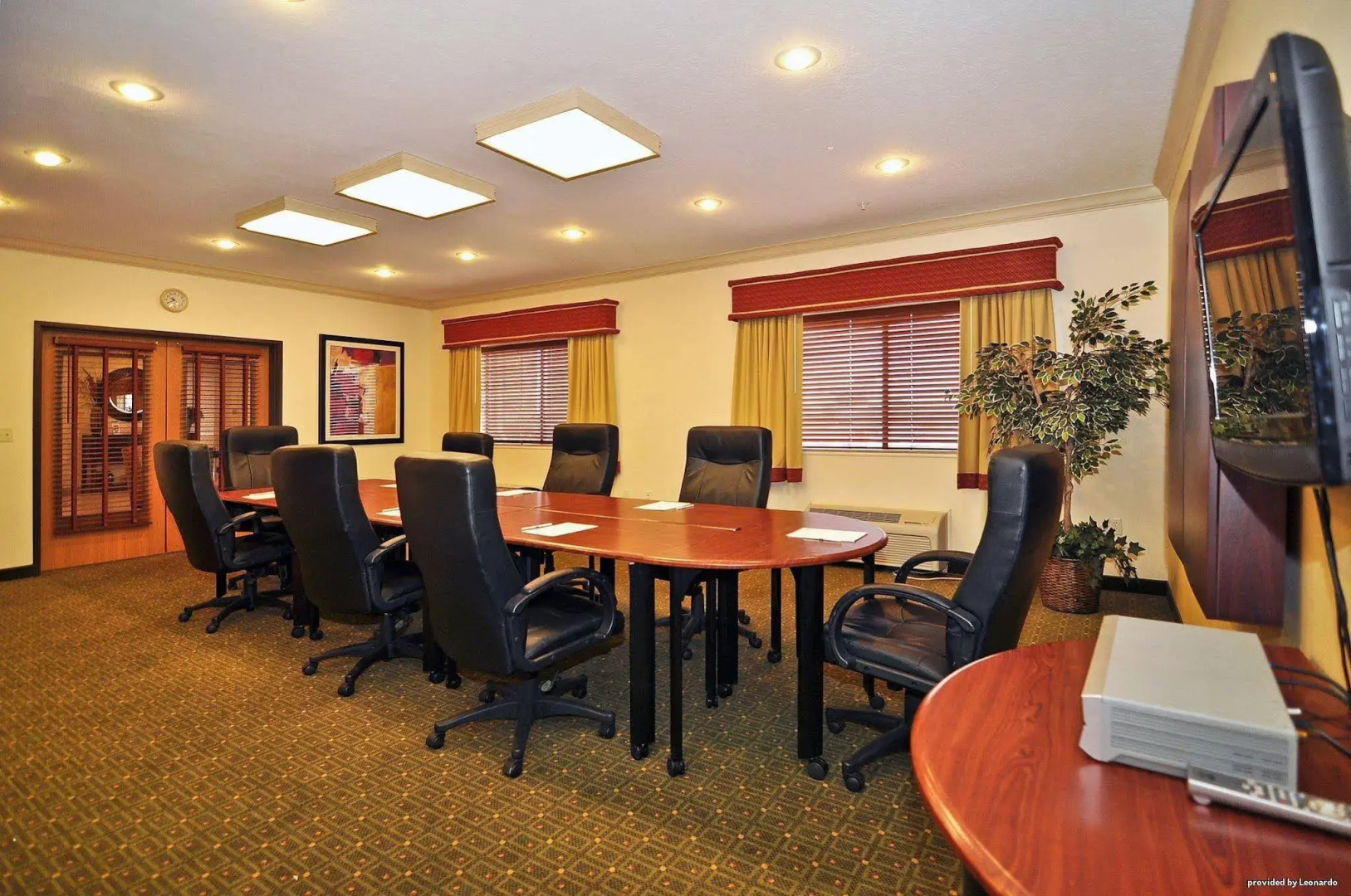 Best Western Plus Eagleridge Inn & Suites