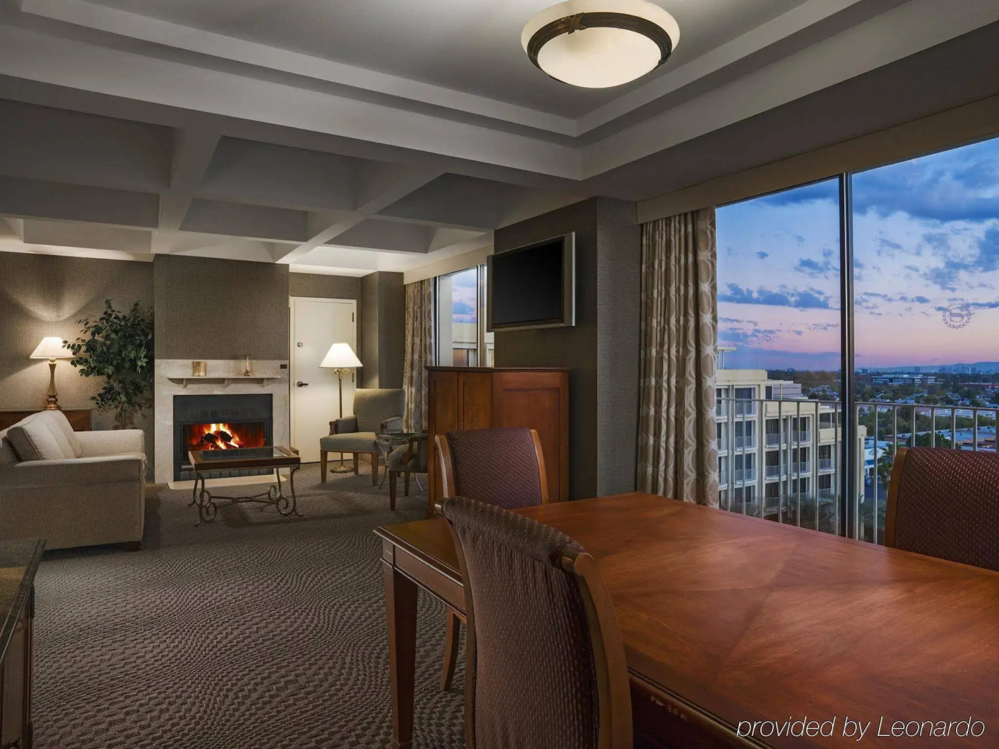 Sheraton Crescent Hotel