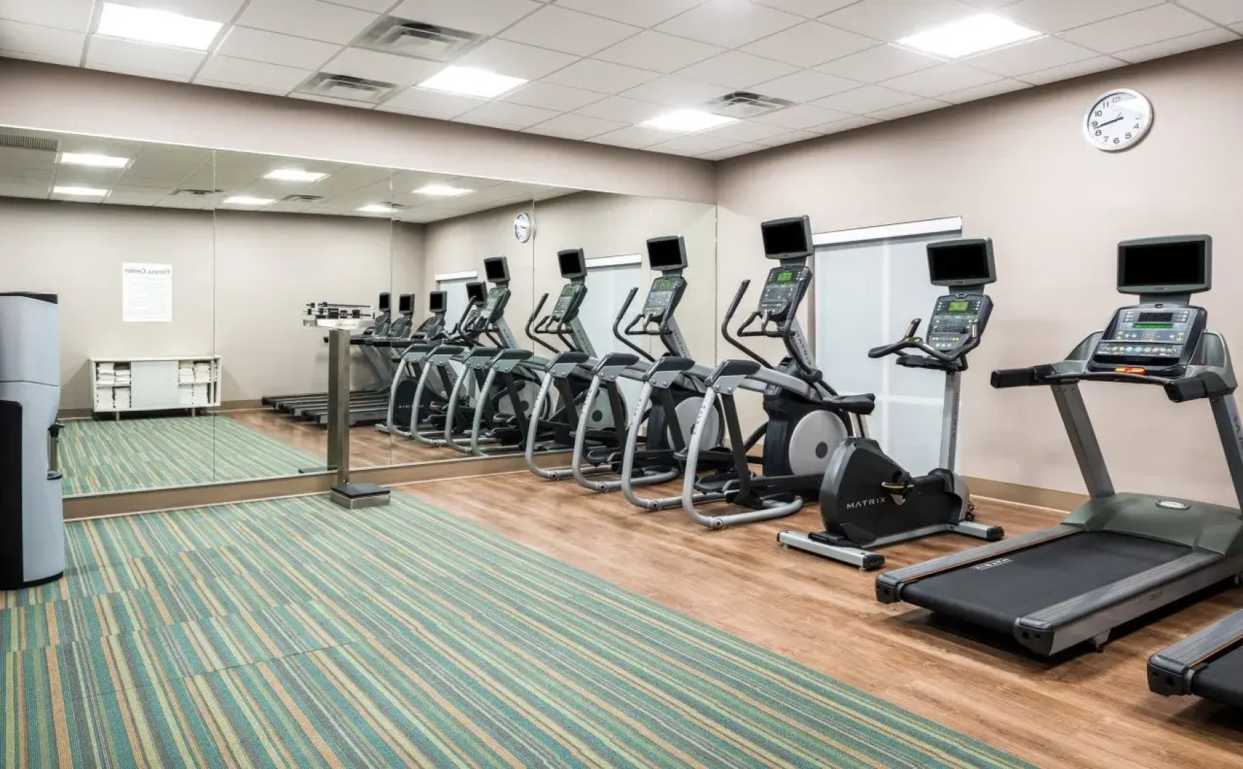 Holiday Inn Express & Suites St. Louis - Chesterfield by IHG