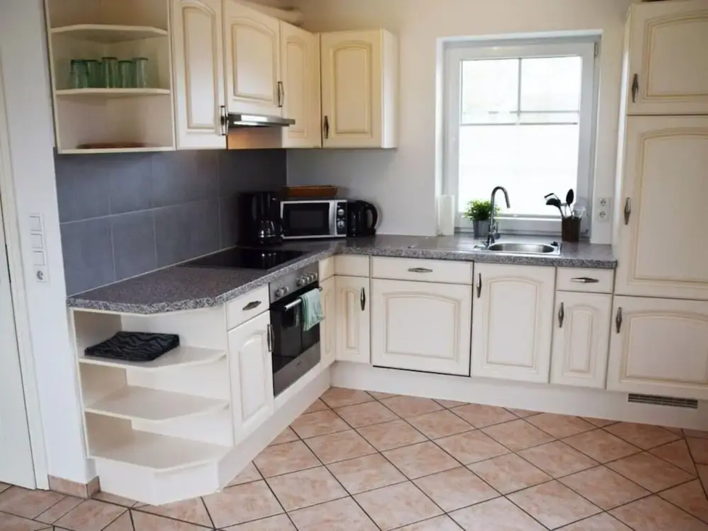 Achtern Diek Modern Retreat