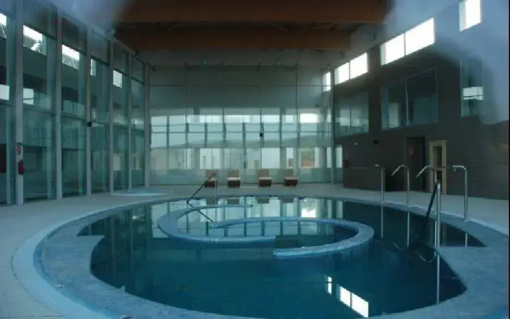 Balneario De Gravalos