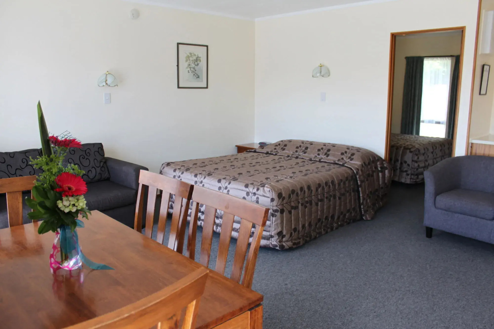 Cherry Court Motor Lodge