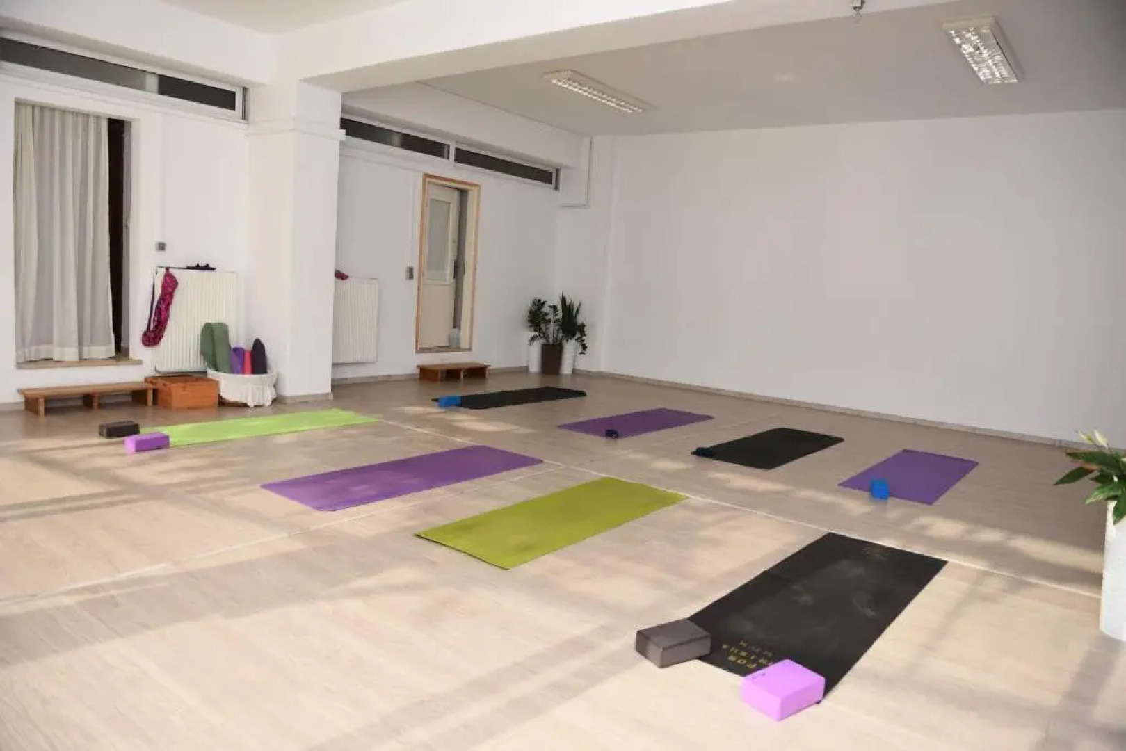 Antonis Studios & Apartments