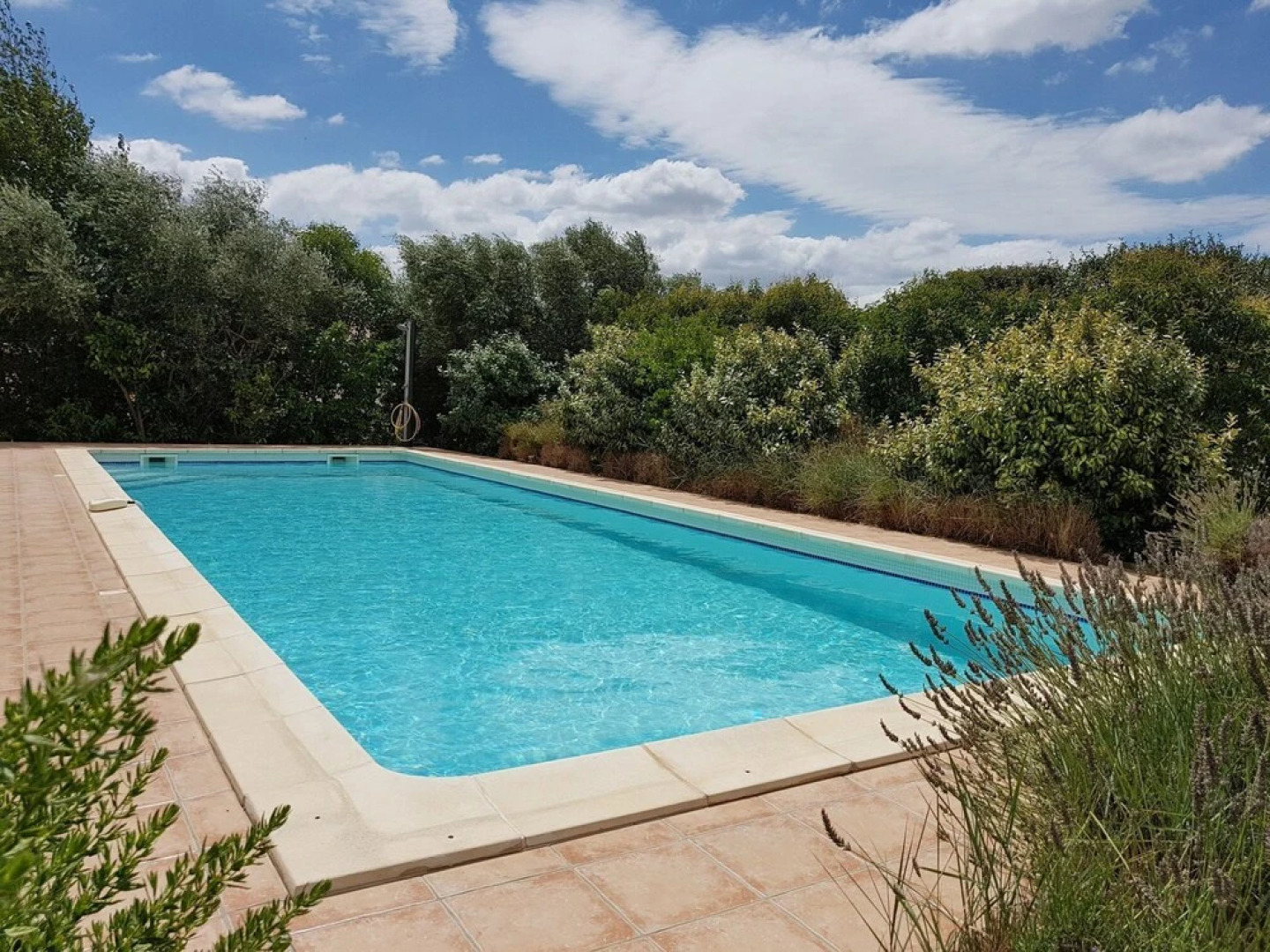 Charming Villa in Escales With Jacuzzi