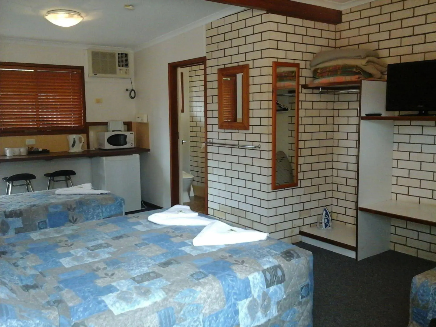 Emerald Tower Motor Inn