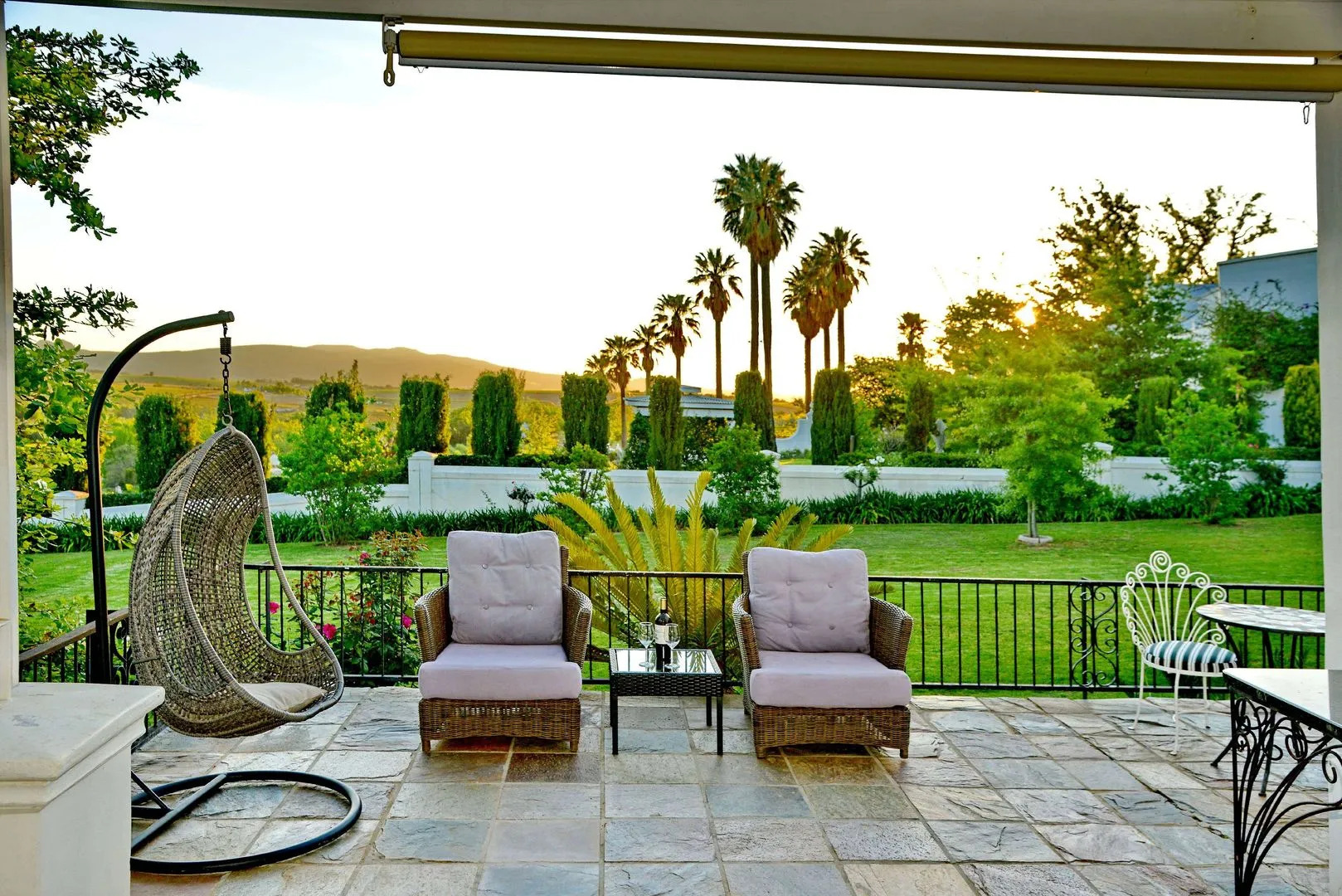 Val du Charron Wine and Leisure Estate Guesthouse