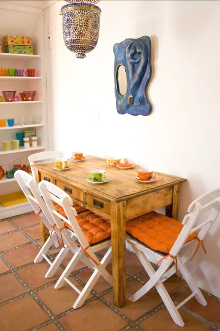 Myrtia House