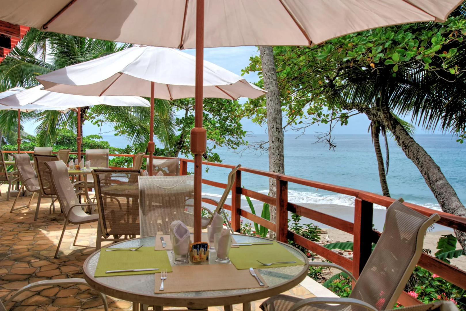 Tango Mar Beachfront Boutique Hotel & Villas