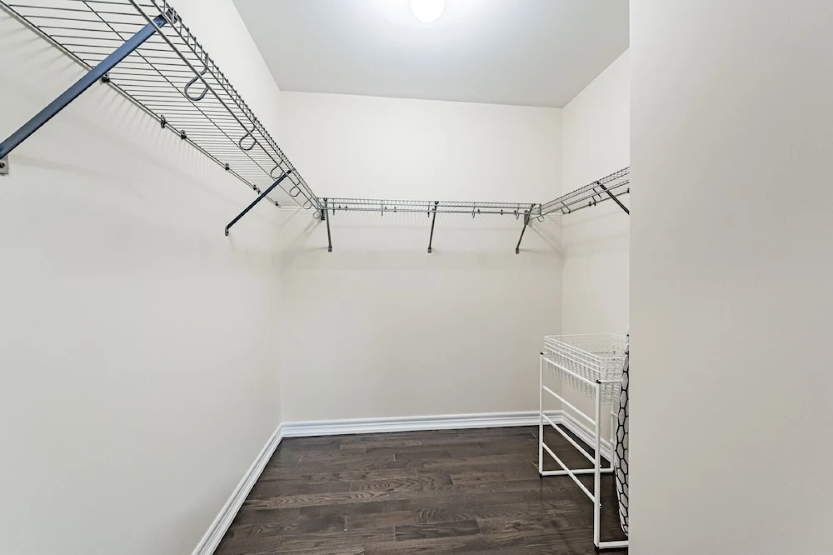 Lady Valentina Boutique Home