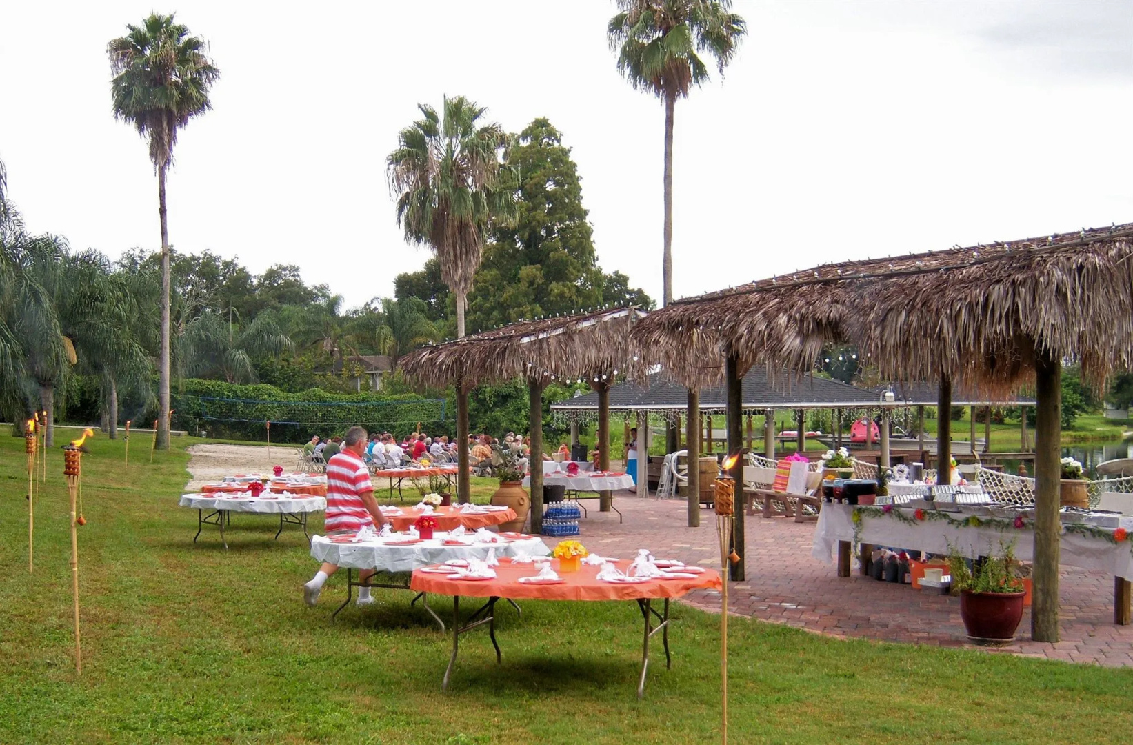 Lake Roy Beach Inn