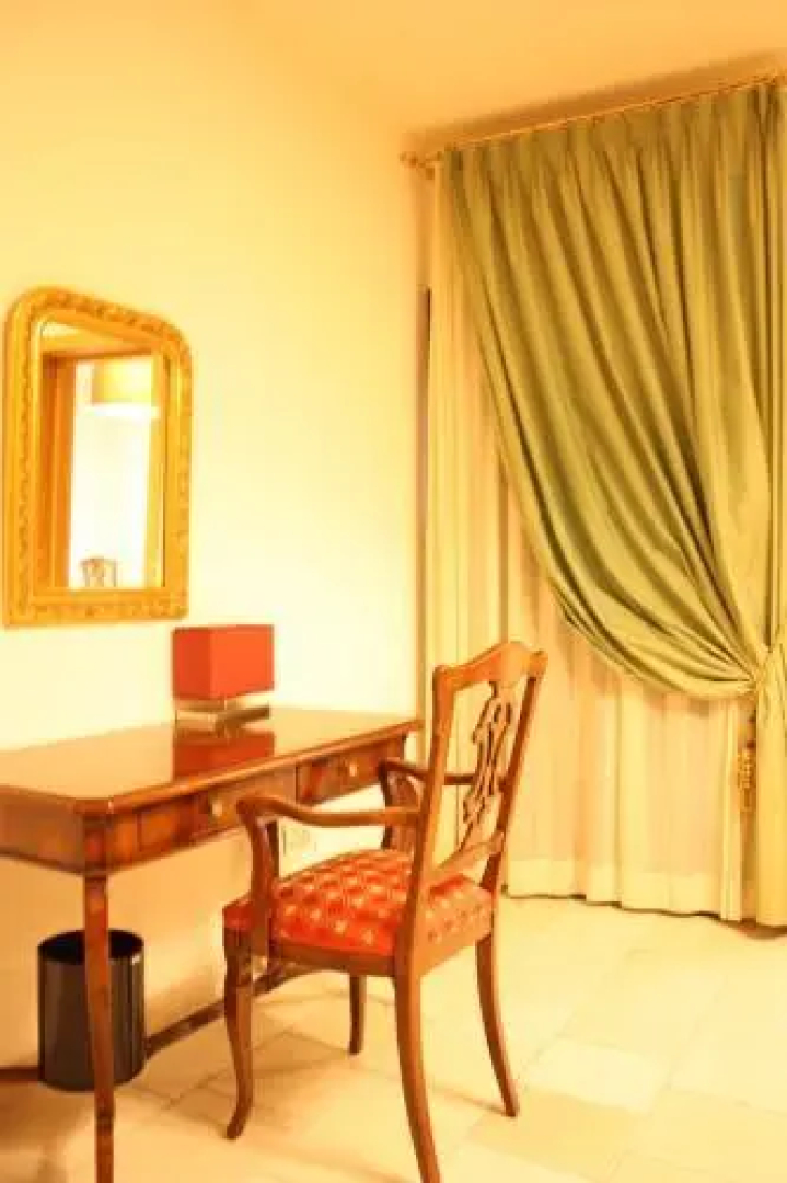 Hotel Vico Regio