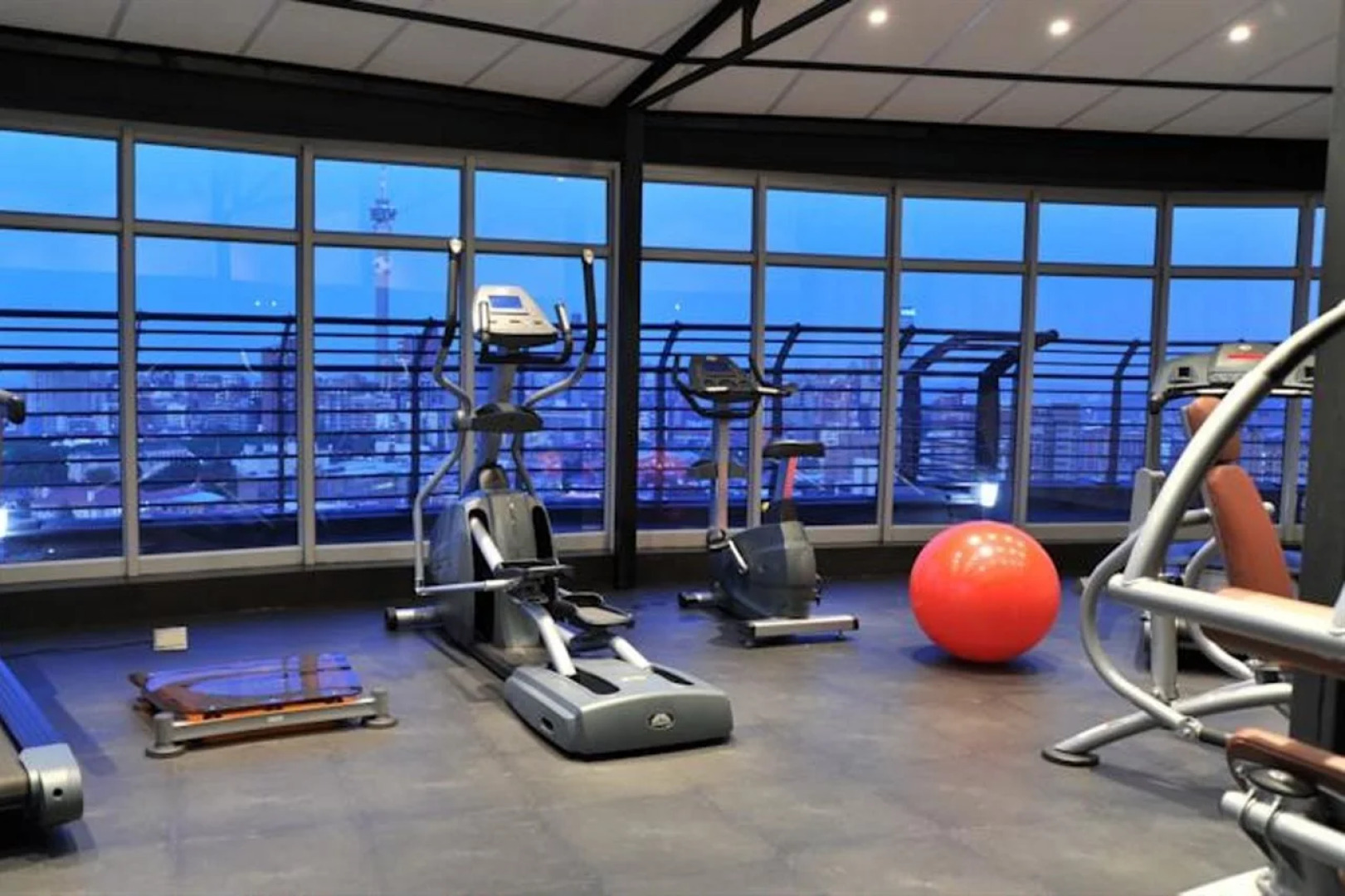 The Parktonian All Suite Hotel