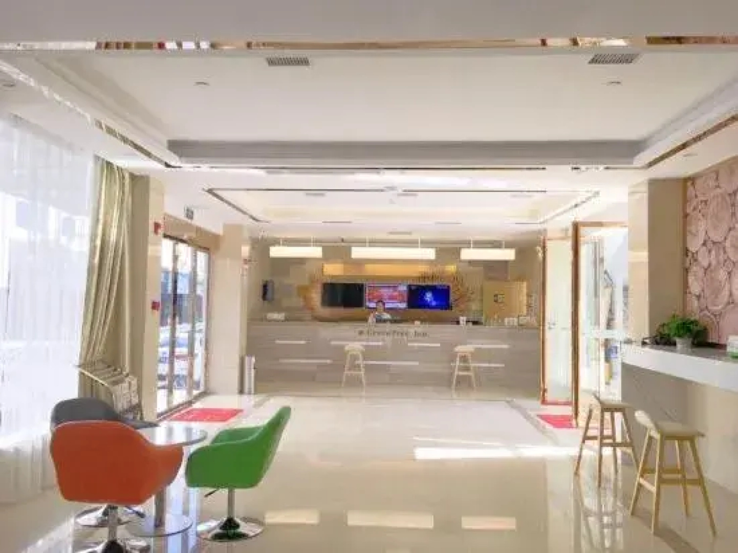 Green Tree Inn Smart Selection Hotel (Jinxi Jinxiu Huacheng Branch)