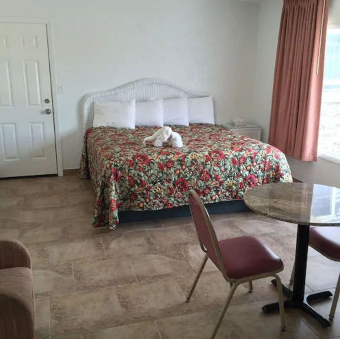 Pyramid Resort Motel