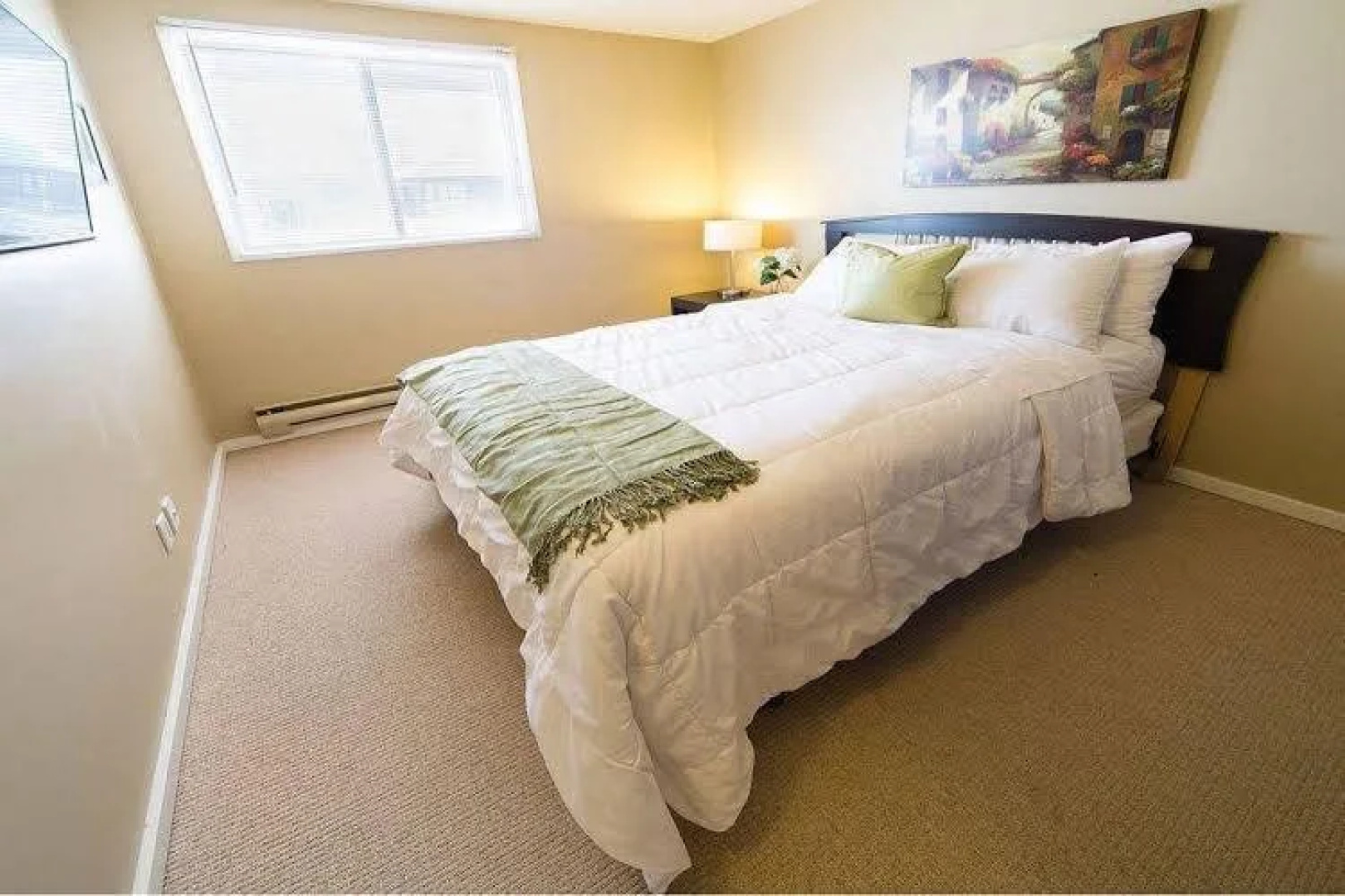 Executive Suites by Roseman
