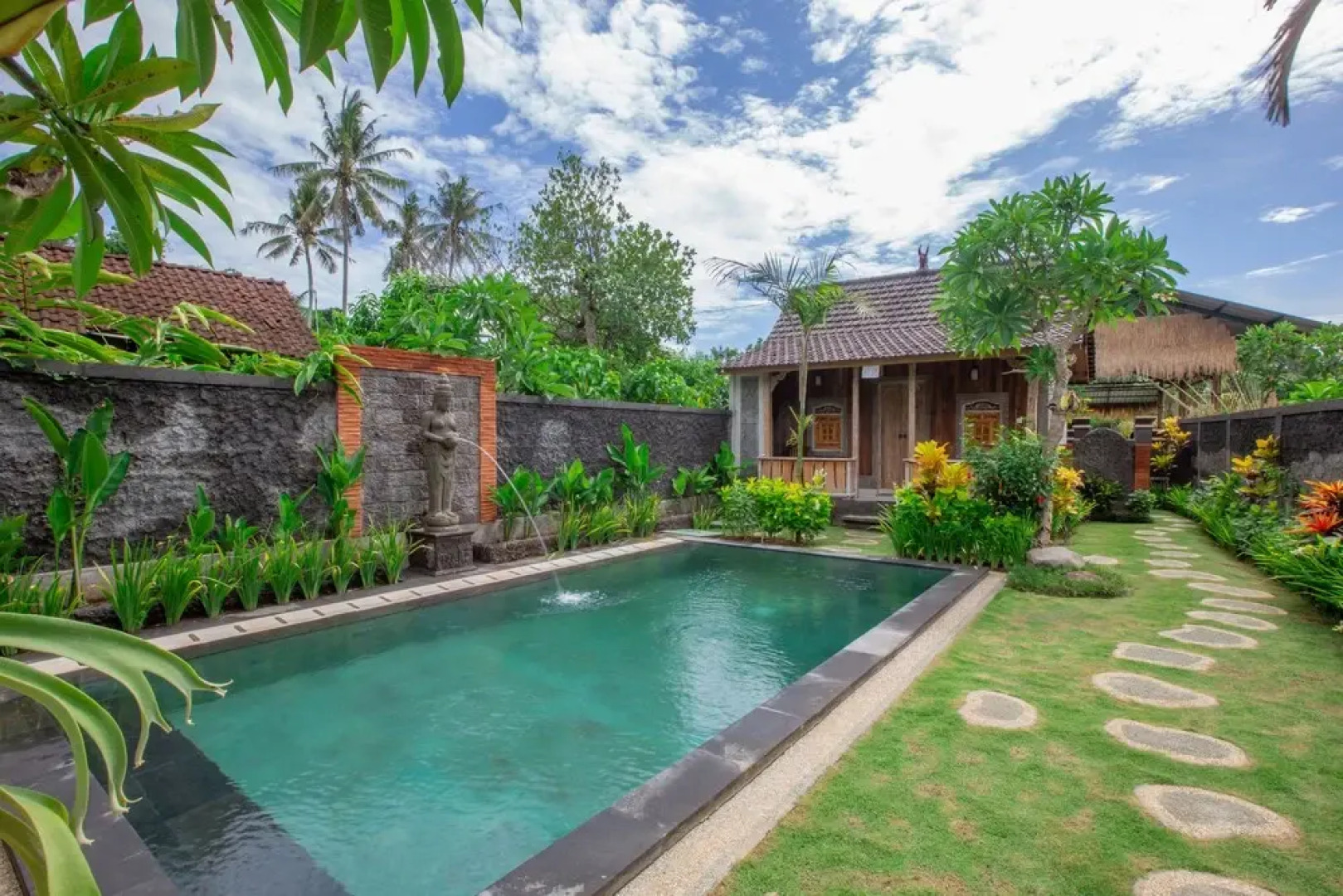 Puri Astrani by WizZeLa