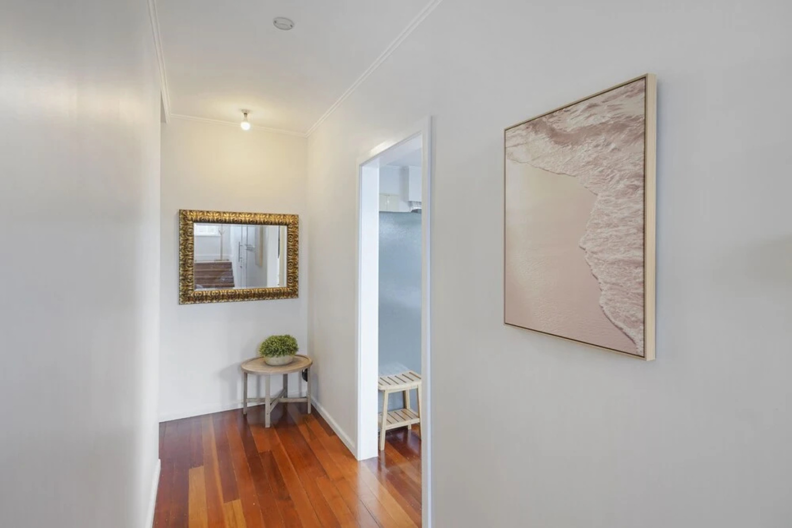 Amazing Home By Beach - Aircon-ed