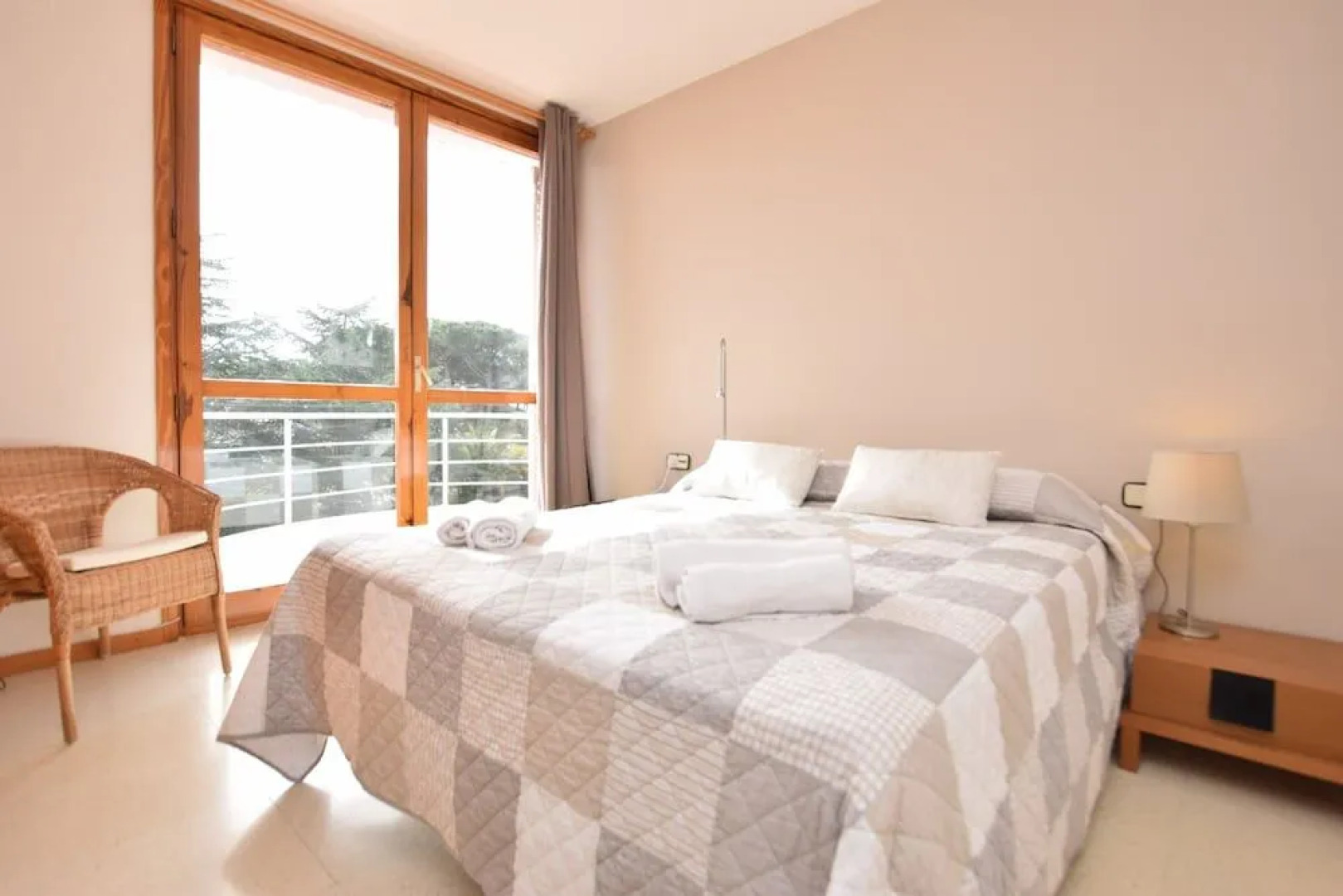 HomeHolidaysRentals Palmeras House - Costa Barcelona