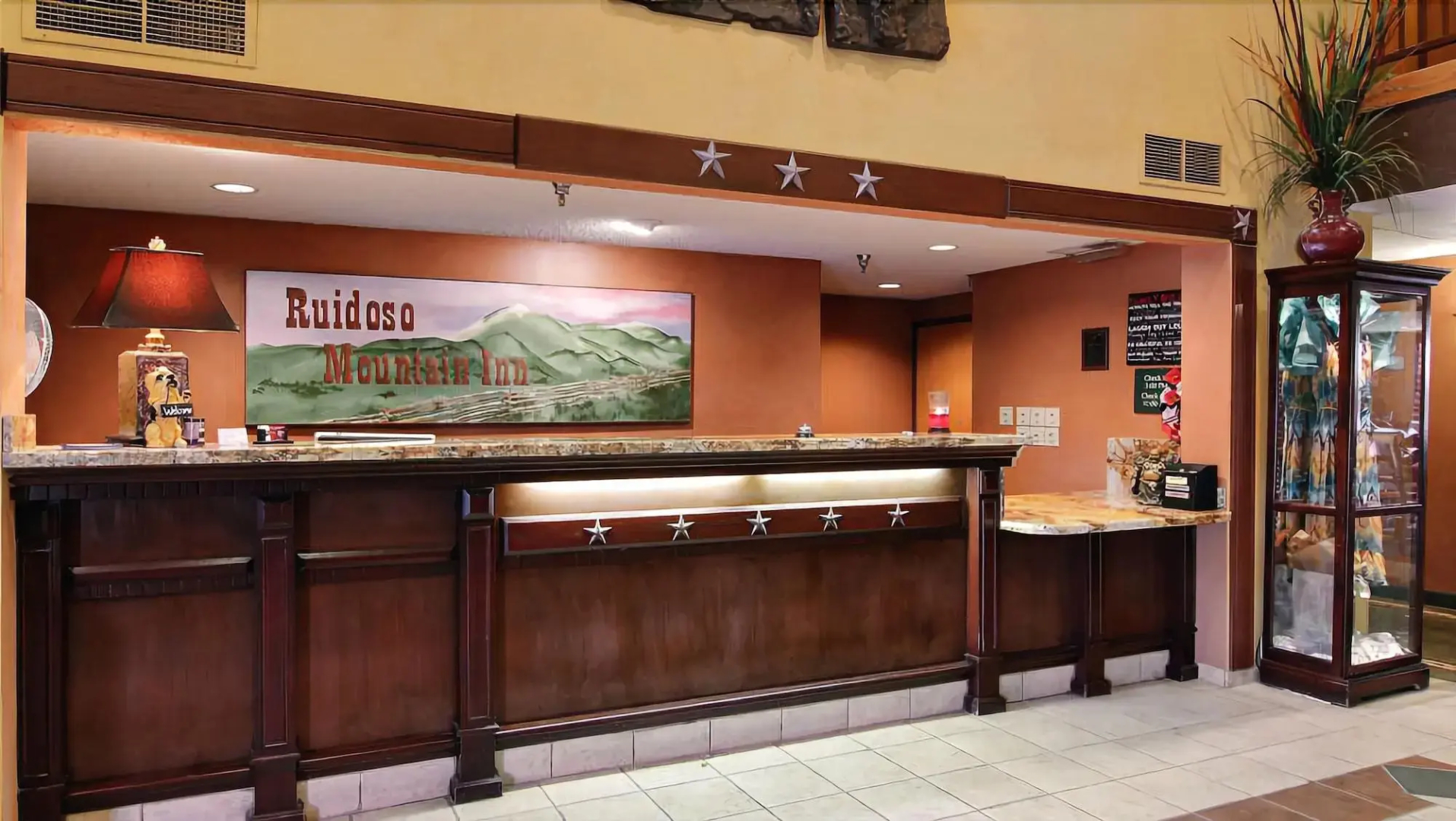 Ruidoso Mountain Inn