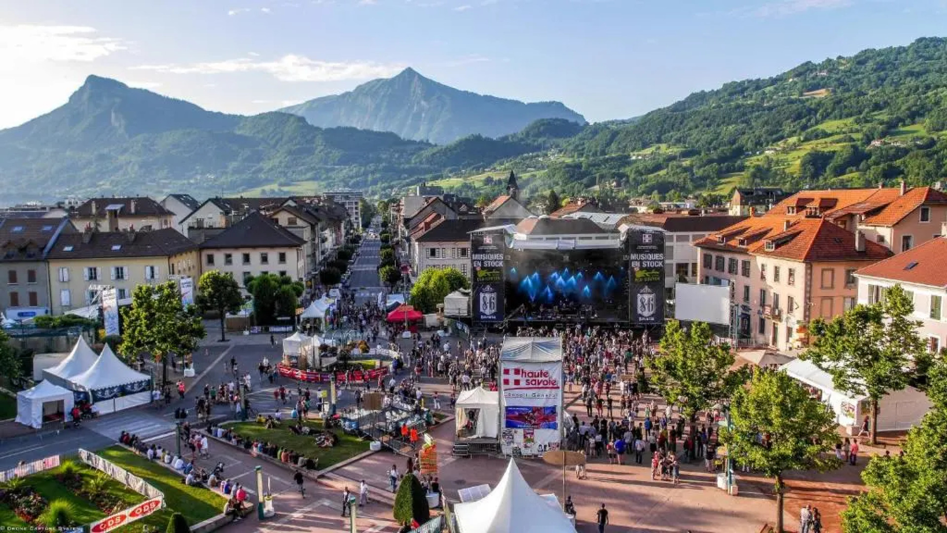 Terracotta Home-by So'SerenityHome-climatisation-balcon