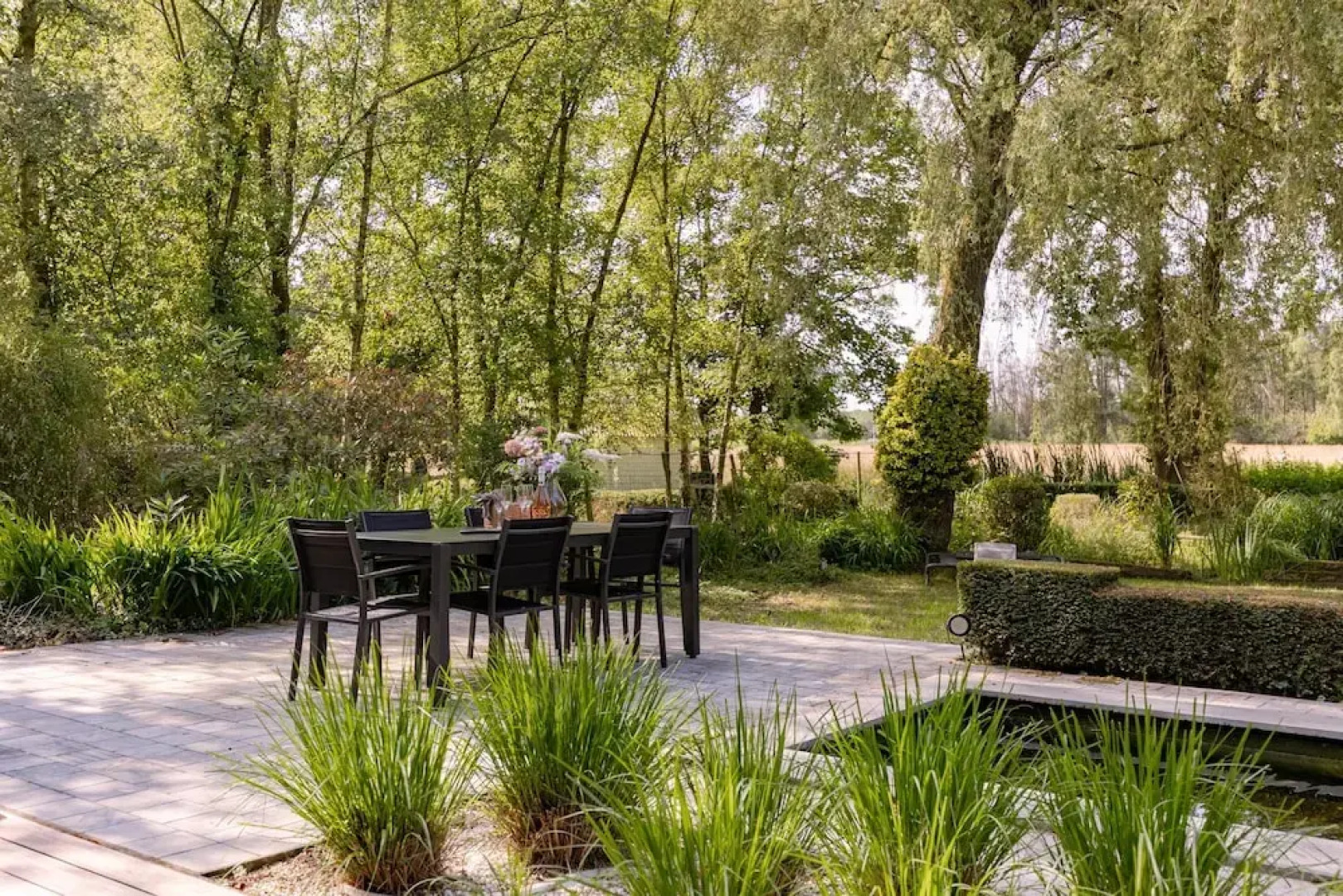 Huswell - Tranquil Retreat Cozy Chalet in the Heart of Urse