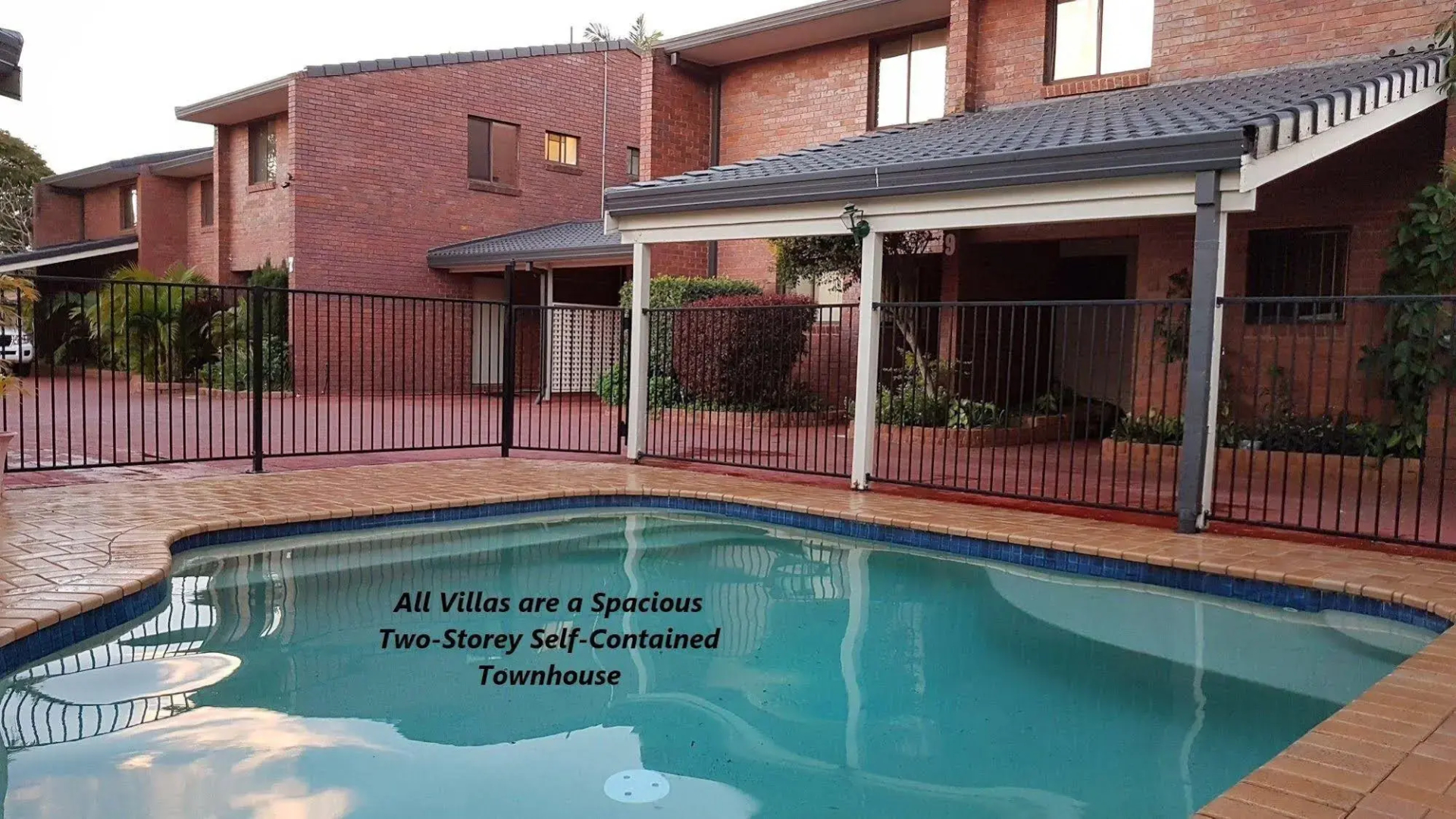 Cleveland Visitor Villas Motel