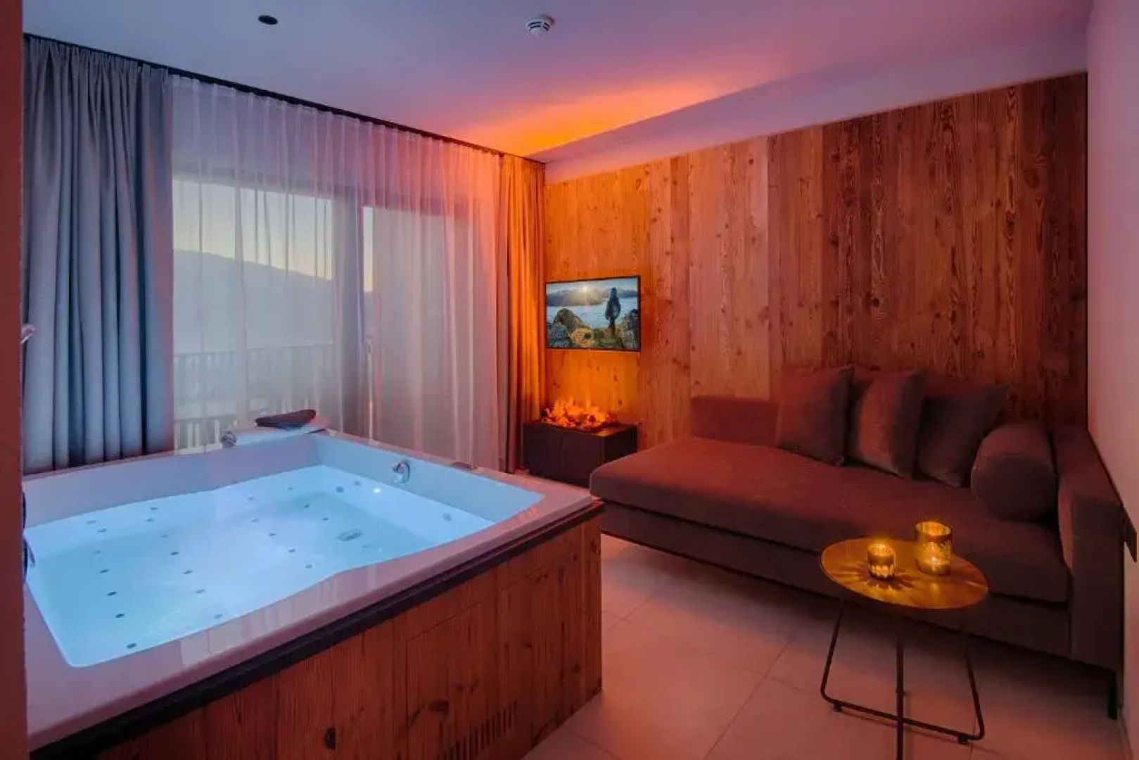 K1 Mountain Chalet Luxury Home