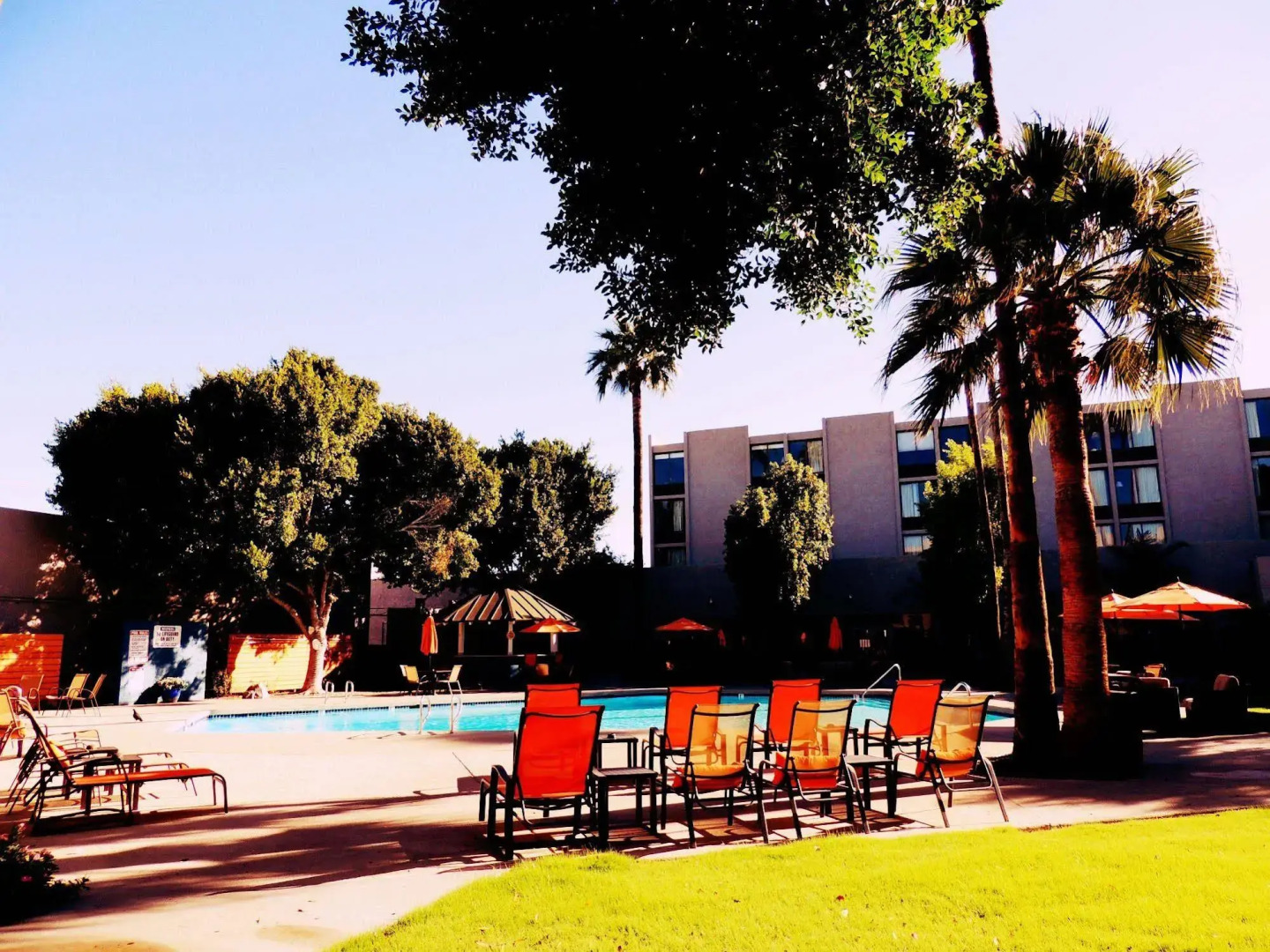 Days Inn Phoenix And Conference Center