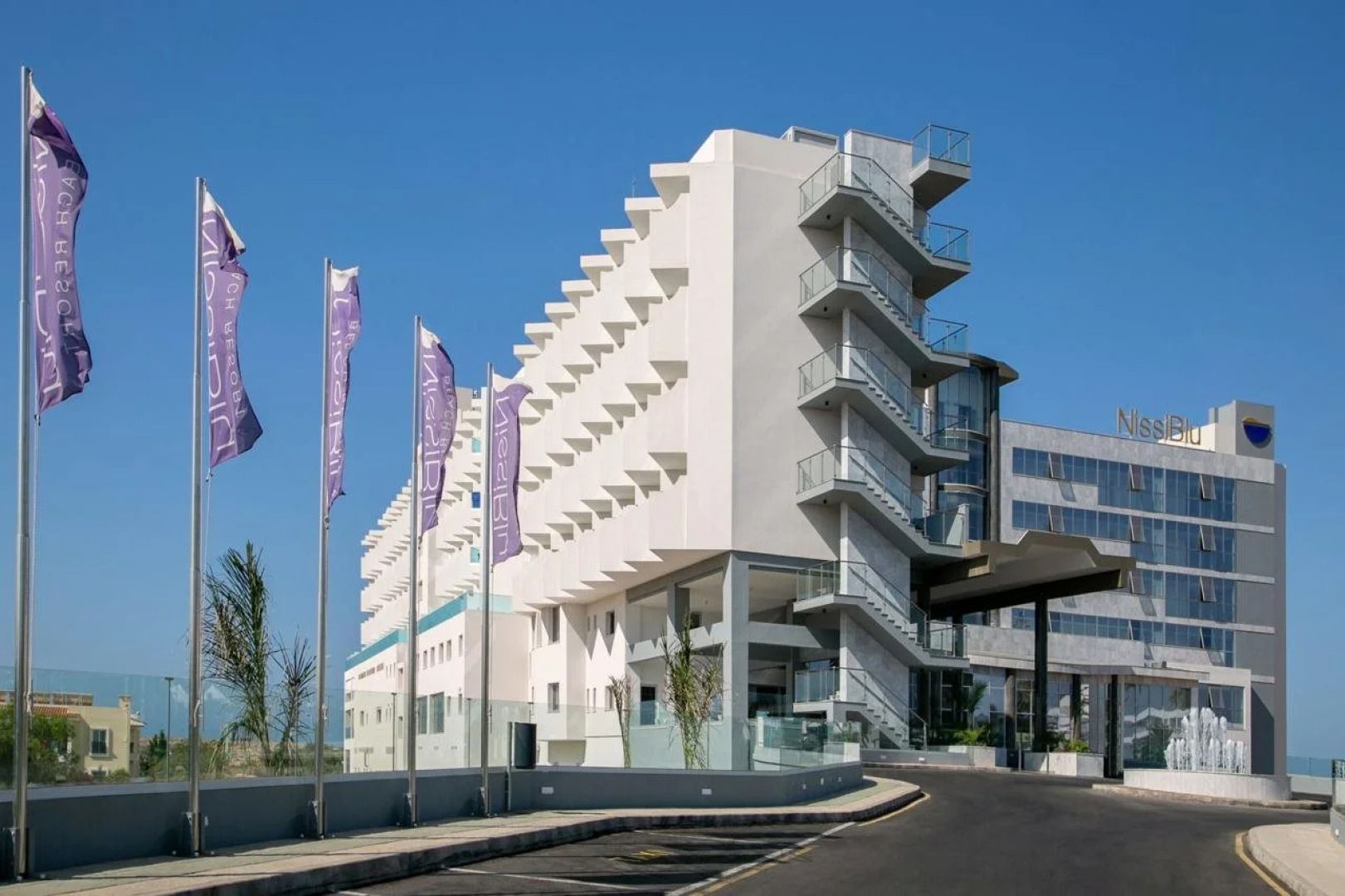 Nissiblu Beach Resort