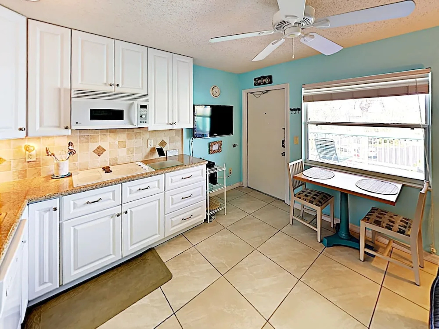2700 Gulf Blvd 5E Condo 1 Bedroom 1 Bathroom Condo