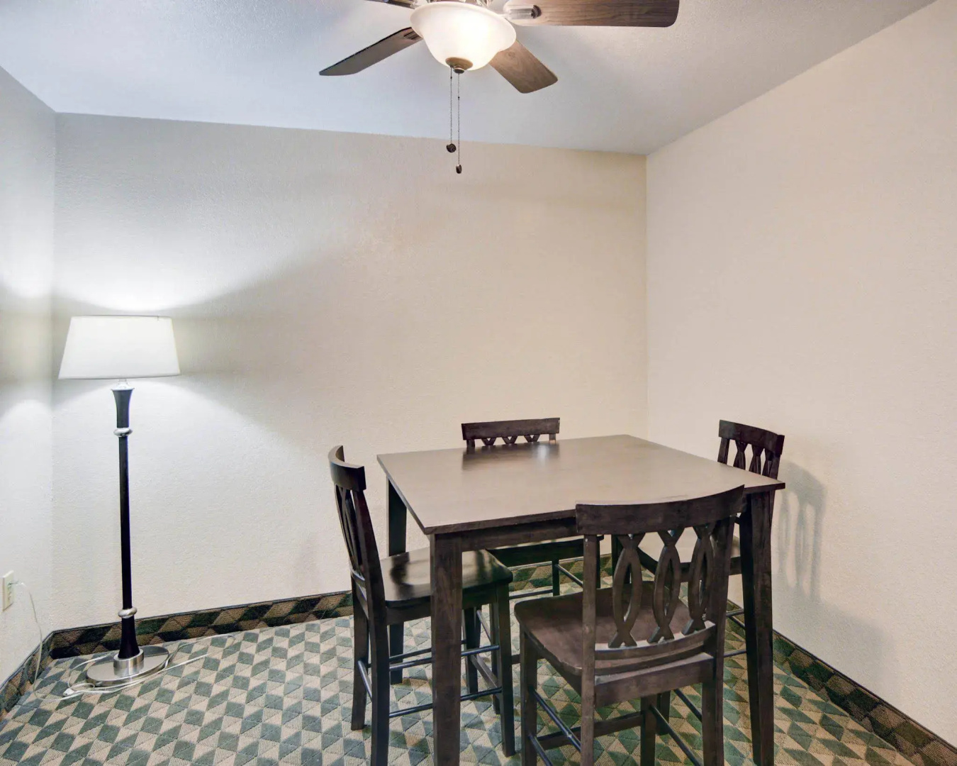 Comfort Suites