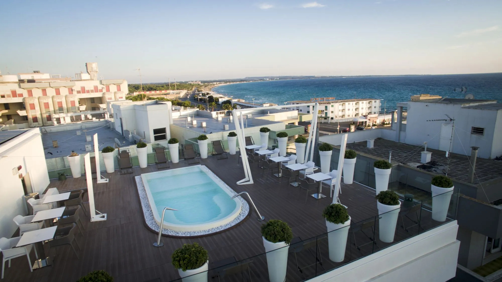 M&F Hotel